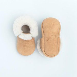 NWT Freshly Picked Shearling Moccassin 0-6 Months (Size 1)